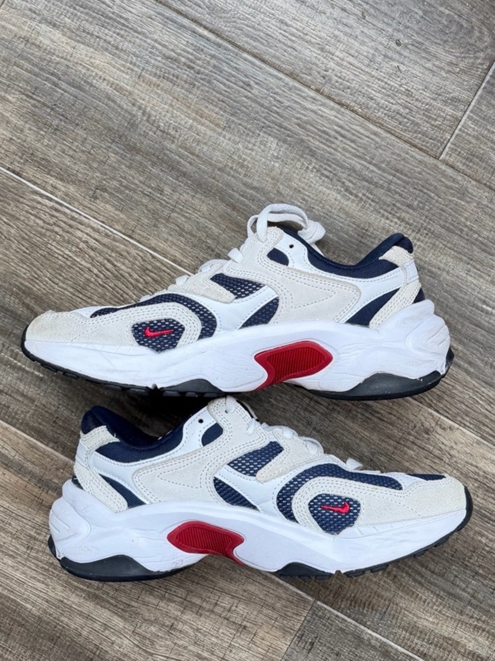 Nike AL8 obsidian gym red 6.5 women’s sneakers - Picture 2 of 6